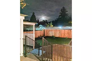 13247 SE Bush St, Portland, OR 97236 - Photo 38