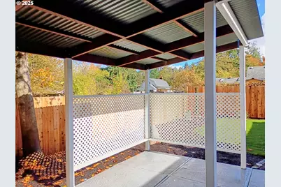 13247 SE Bush St, Portland, OR 97236 - Photo 6