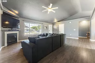 904 Isabel Dr, Jefferson, OR 97352 - Photo 6
