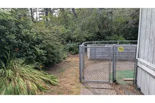 1600 Rhododendron Dr, Florence, OR 97439 - Photo 12