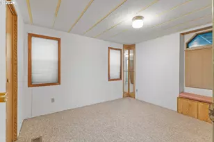 1600 Rhododendron Dr, Florence, OR 97439 - Photo 30