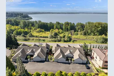 8212 NW Fruit Valley Rd #C, Vancouver, WA 98665 - Photo 2