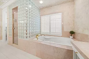 8212 NW Fruit Valley Rd, Vancouver, WA 98665 - Photo 24