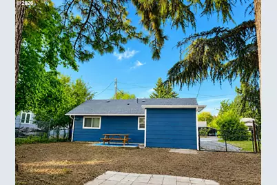 9946 N Lombard St, Portland, OR 97203 - Photo 4