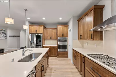 6220 NW Bernie Dr, Vancouver, WA 98663 - Photo 6