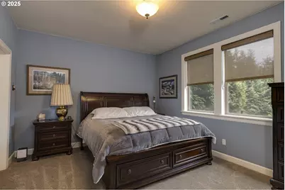 5101 NW Paradise Dr, Forest Grove, OR 97116 - Photo 16