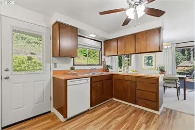 20195 S Athens Dr, Oregon City, OR 97045 - Photo 16