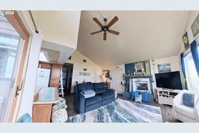 29134 Ellensburg Ave #1, Gold Beach, OR 97444 - Photo 4