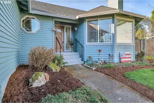 16071 SW Bridle Hills Dr, Beaverton, OR 97007 - Photo 2