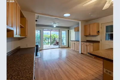 94428 Rink Creek Ln, Coquille, OR 97423 - Photo 18