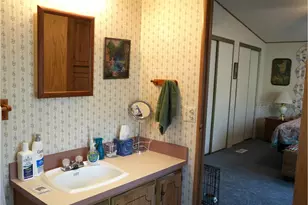 464 NE Kirby Ave, Roseburg, OR 97470 - Photo 24