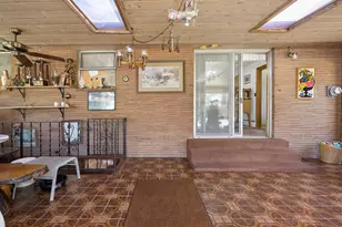709 NE 107th Pl, Portland, OR 97220 - Photo 20