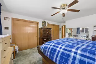 709 NE 107th Pl, Portland, OR 97220 - Photo 12