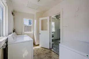 904 E 14th St, The Dalles, OR 97058 - Photo 14