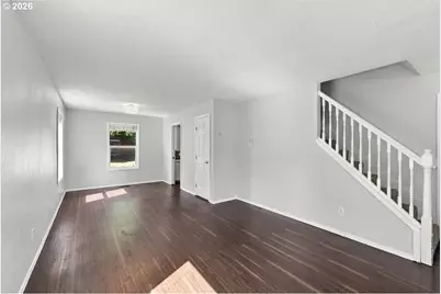 107 Jersey Ave, Oregon City, OR 97045 - Photo 4