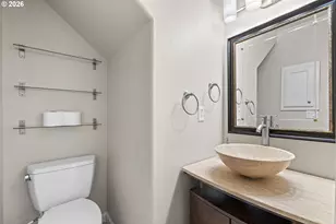 2525 NE Charlois Dr, Hillsboro, OR 97124 - Photo 22