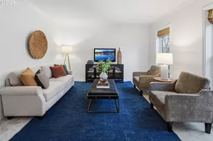 12723 Adrian Ct, Lake Oswego, OR 97034 - Photo 8