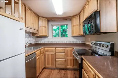 4047 Donald St #C, Eugene, OR 97405 - Photo 14