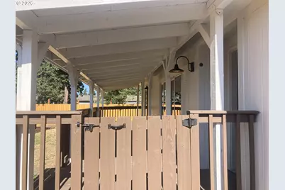 477 48th St, Springfield, OR 97478 - Photo 12