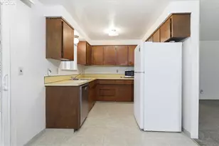 7045 N Mears St, Portland, OR 97203 - Photo 8