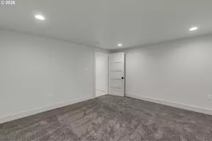 2237 NE Clackamas St, Portland, OR 97232 - Photo 38