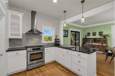 2237 NE Clackamas St, Portland, OR 97232 - Photo 18