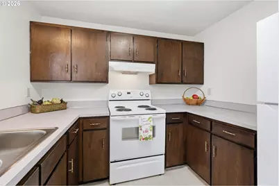 1674 Hayes St #B, Eugene, OR 97402 - Photo 14