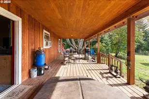 39812 NE 94th Ave, La Center, WA 98629 - Photo 4