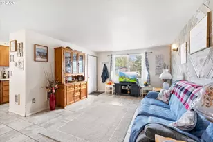 133 Edith Cir, Eagle Point, OR 97524 - Photo 6