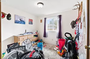 133 Edith Cir, Eagle Point, OR 97524 - Photo 12