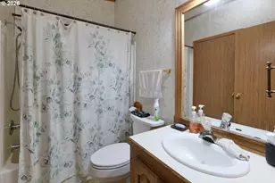 3735 Cobleigh Rd, Eagle Point, OR 97524 - Photo 16
