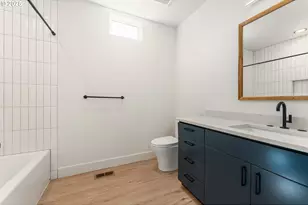 2723 SE 74th Ave, Portland, OR 97206 - Photo 18