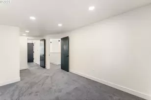 2723 SE 74th Ave, Portland, OR 97206 - Photo 32