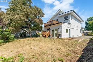 2723 SE 74th Ave, Portland, OR 97206 - Photo 42