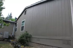 952 N Adams St, Lafayette, OR 97127 - Photo 36
