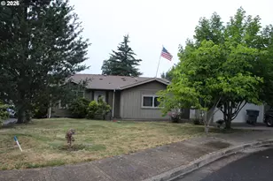 952 N Adams St, Lafayette, OR 97127 - Photo 1