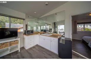 16281 Chapman Ln, Brookings, OR 97415 - Photo 32