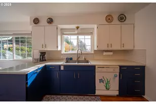 16281 Chapman Ln, Brookings, OR 97415 - Photo 18