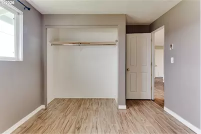 432 40th St, Springfield, OR 97478 - Photo 16