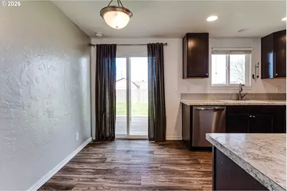 432 40th St, Springfield, OR 97478 - Photo 6