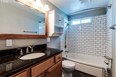 432 40th St, Springfield, OR 97478 - Photo 12