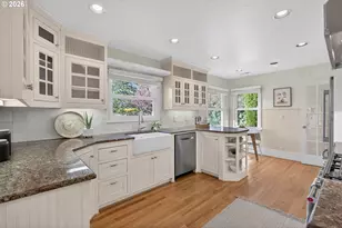 3270 SW Vista Dr, Portland, OR 97225 - Photo 12