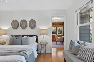 3270 SW Vista Dr, Portland, OR 97225 - Photo 22