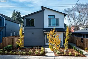 8353 N Newman St, Portland, OR 97203 - Photo 2