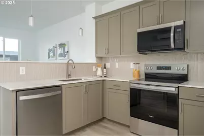 8353 N Newman St, Portland, OR 97203 - Photo 26