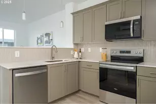 8353 N Newman St, Portland, OR 97203 - Photo 26