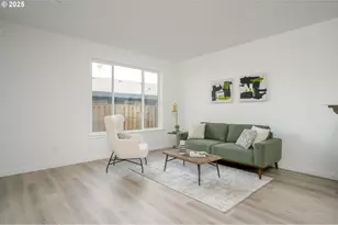 8353 N Newman St, Portland, OR 97203 - Photo 8