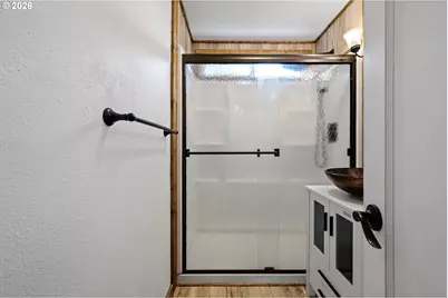 956 1st St, Springfield, OR 97477 - Photo 22