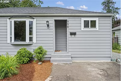 956 1st St, Springfield, OR 97477 - Photo 6
