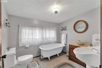21945 SW Cherry Hill Rd, Sheridan, OR 97378 - Photo 14